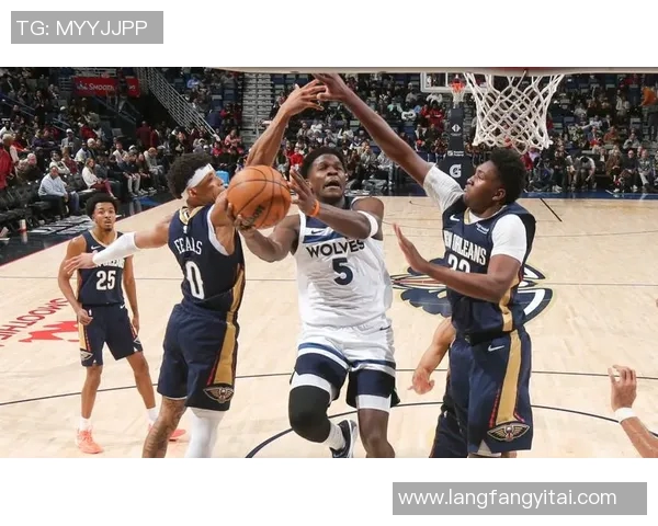 东部强强对话提前上演 NBA季后赛焦点战吸引全场瞩目